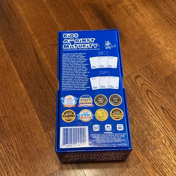 EUC KIDS AGAINST MATURITY Family Card Game - Picture 6 of 9